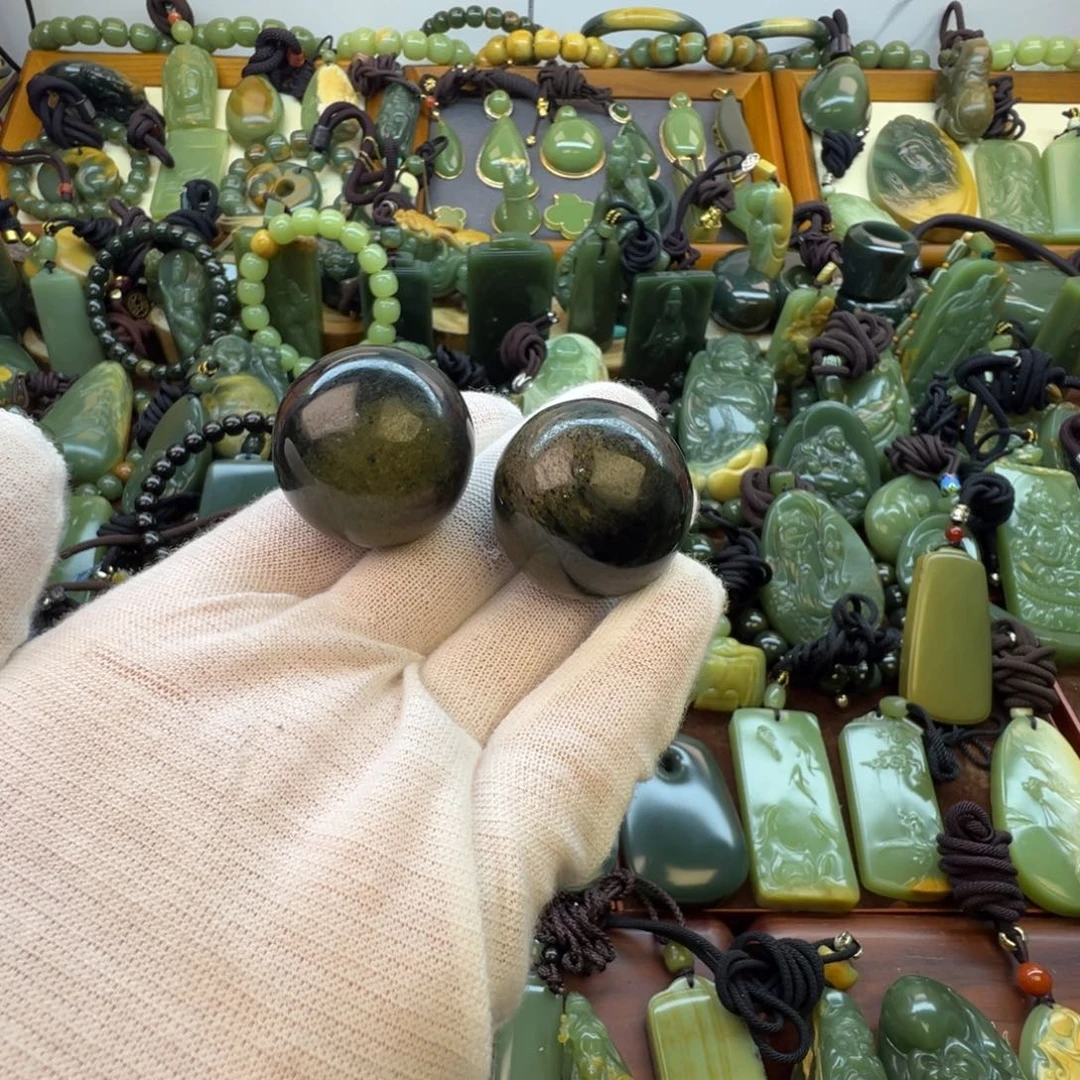 岫岩河磨玉（透闪石质玉）未镶嵌挂件