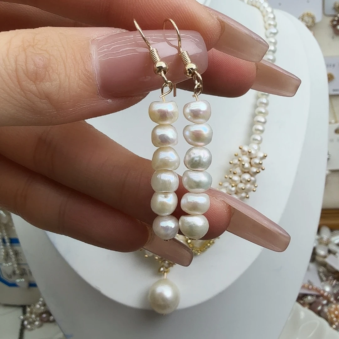 淡水珍珠未镶嵌颈饰