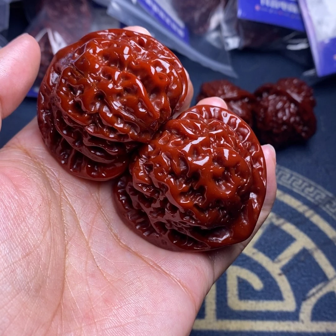 文玩核桃吊坠官帽49