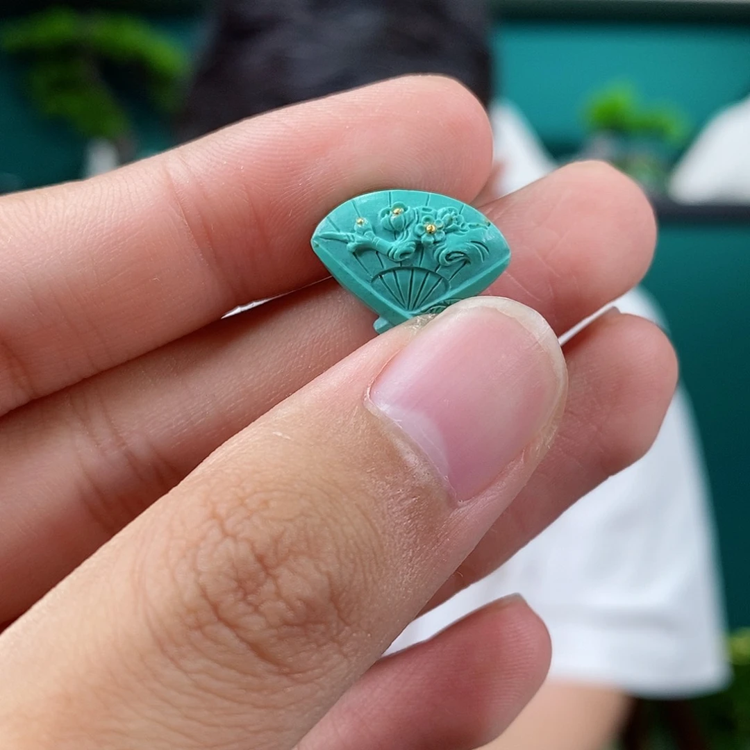 未镶嵌绿松石珠宝奇石