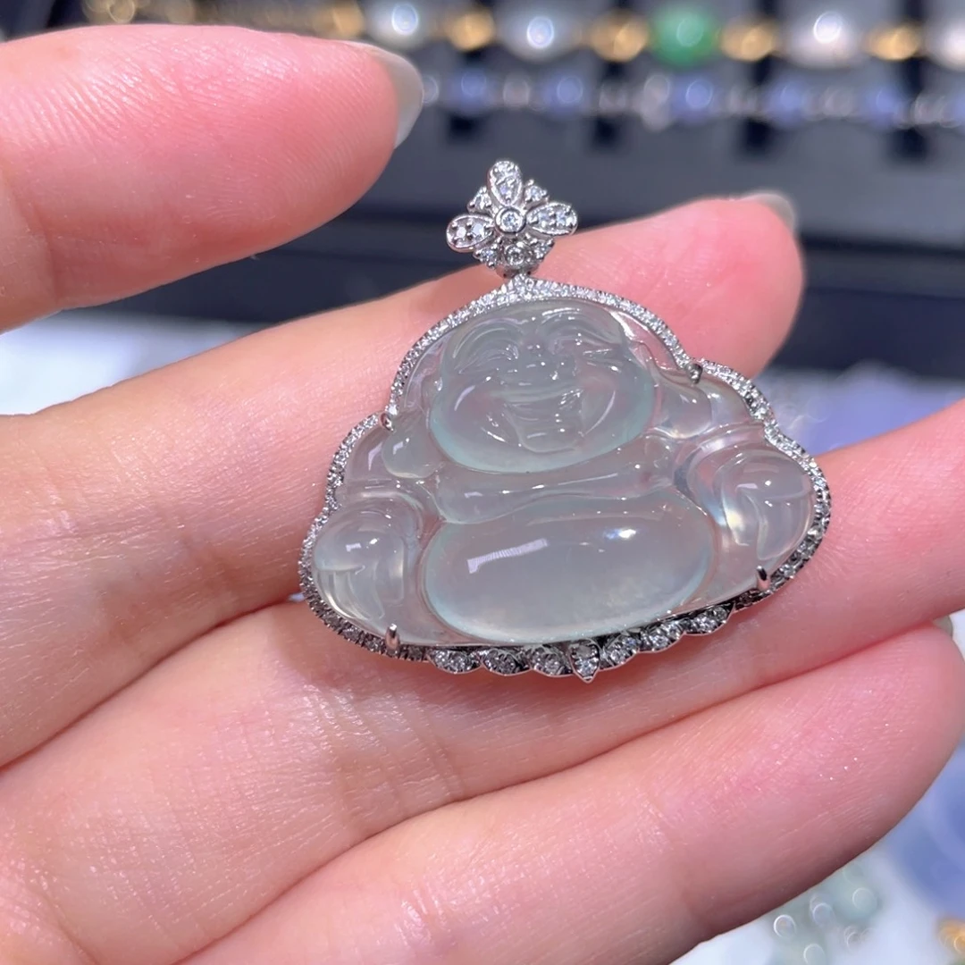 颈饰18K金镶嵌翡翠翡翠