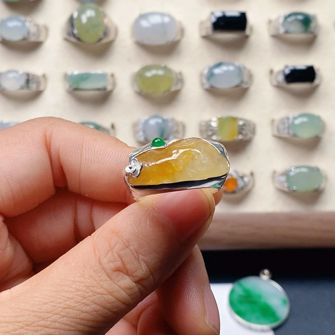 白***子翡翠银S925镶嵌戒指