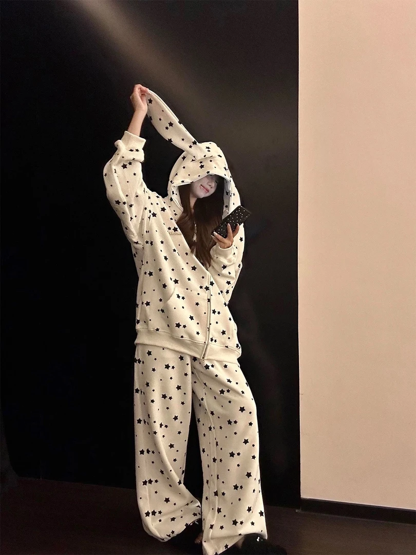 慵懒风星星印花睡衣女秋冬季新款立体兔子连帽开衫长裤家居服套装