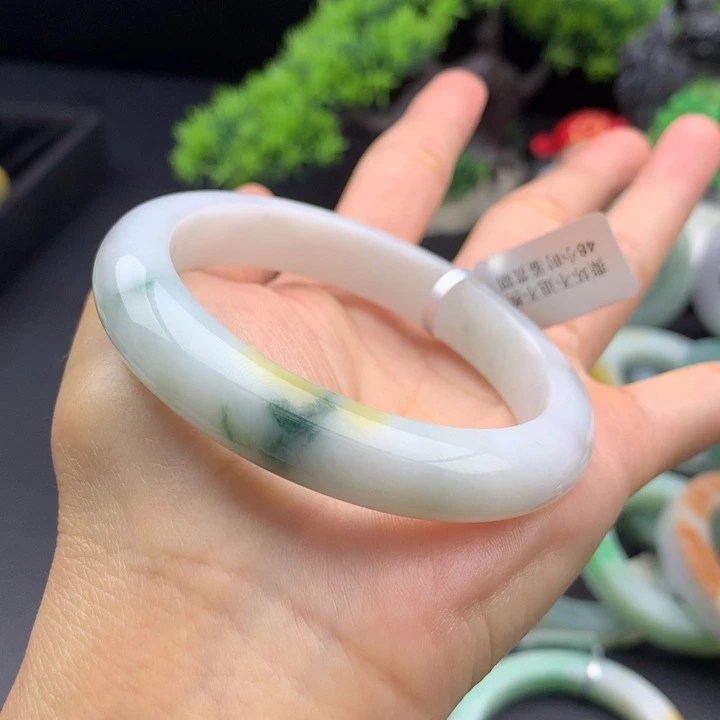 定制翡翠翡翠手镯未镶嵌