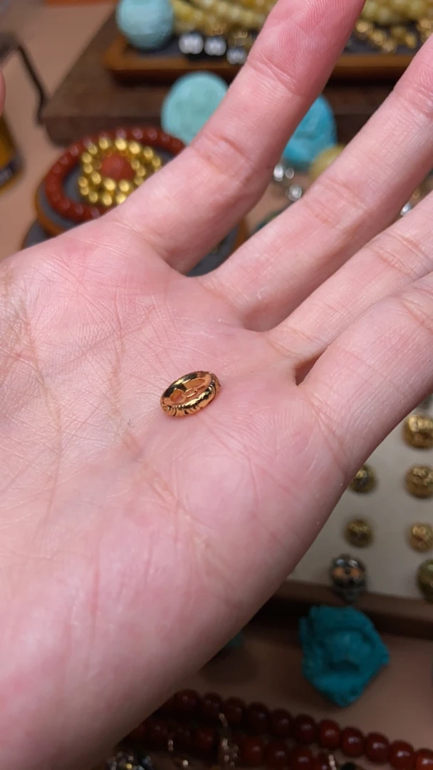 4号云纹卡换一个配饰啊啊啊啊