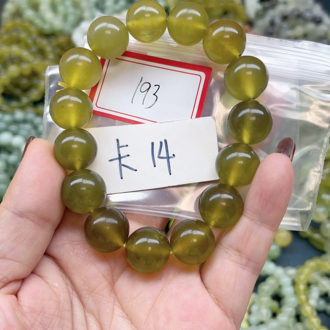 未镶嵌蛇纹石玉手链