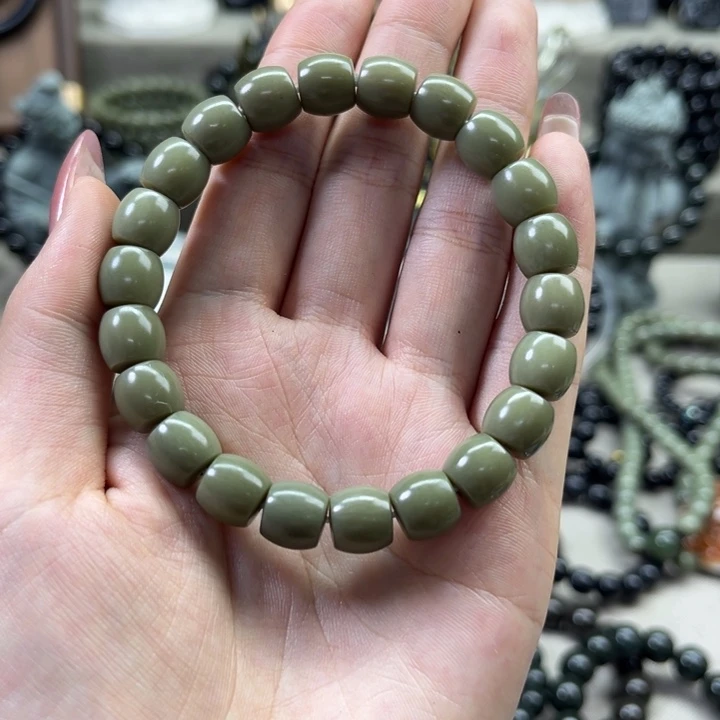 ԅ***)和田玉未镶嵌手链卡10直切