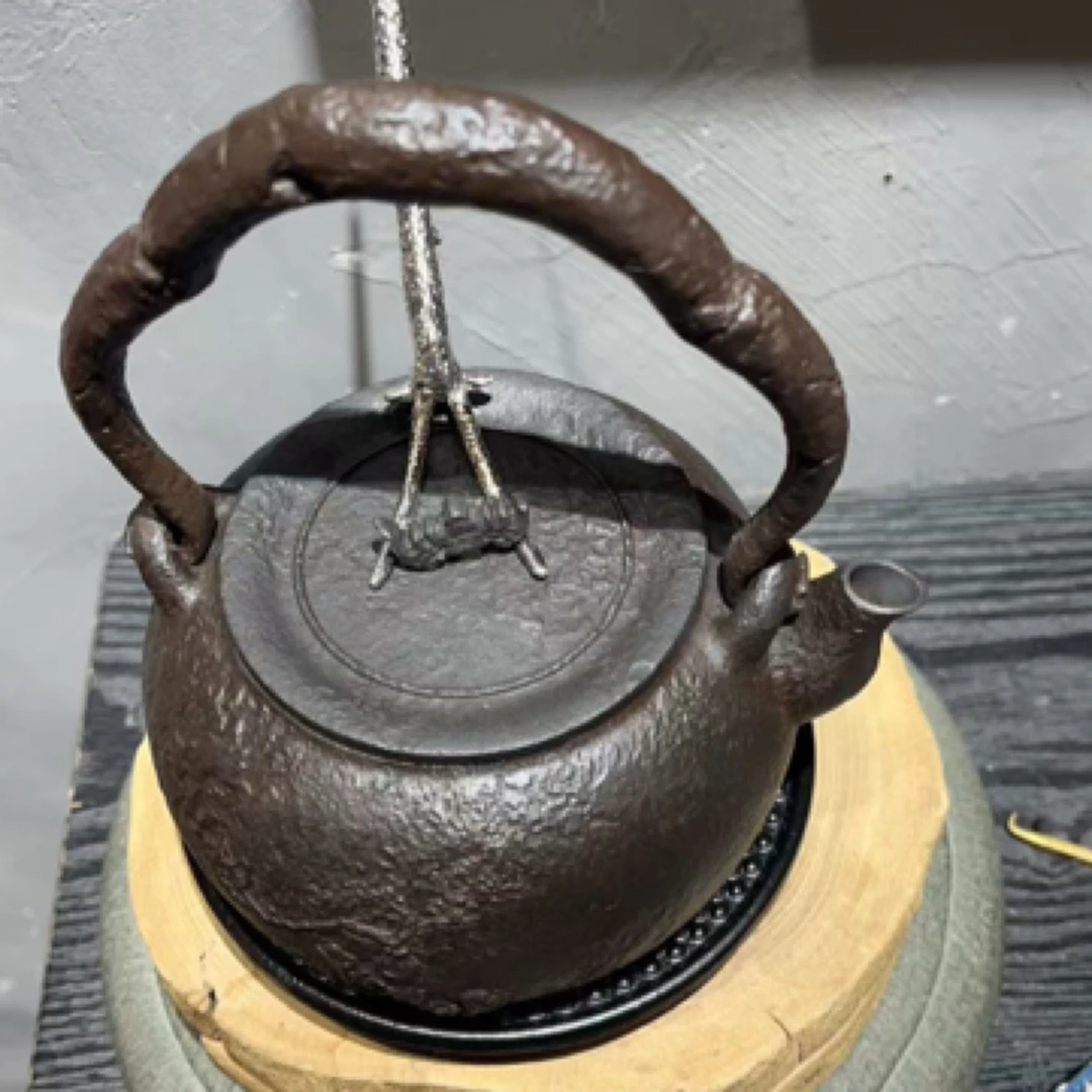 岩石肌理自然诧寂风铁壶