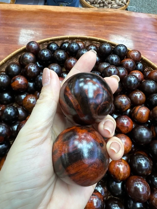 精美高级4.5手球摆件