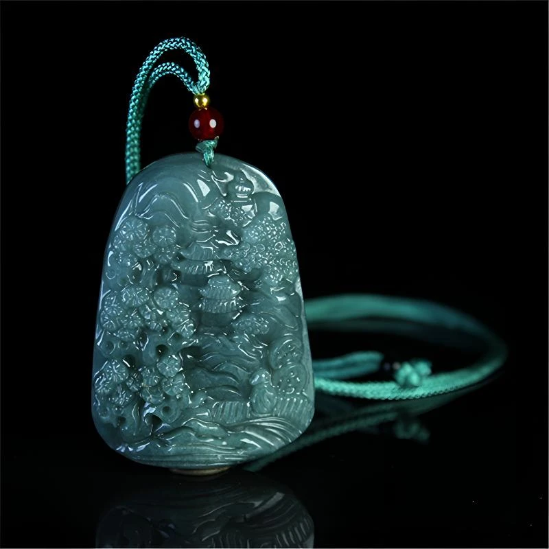 正品蓝水翡翠双面精雕山水玉牌吊坠男女款时尚百搭翡翠山水玉佩