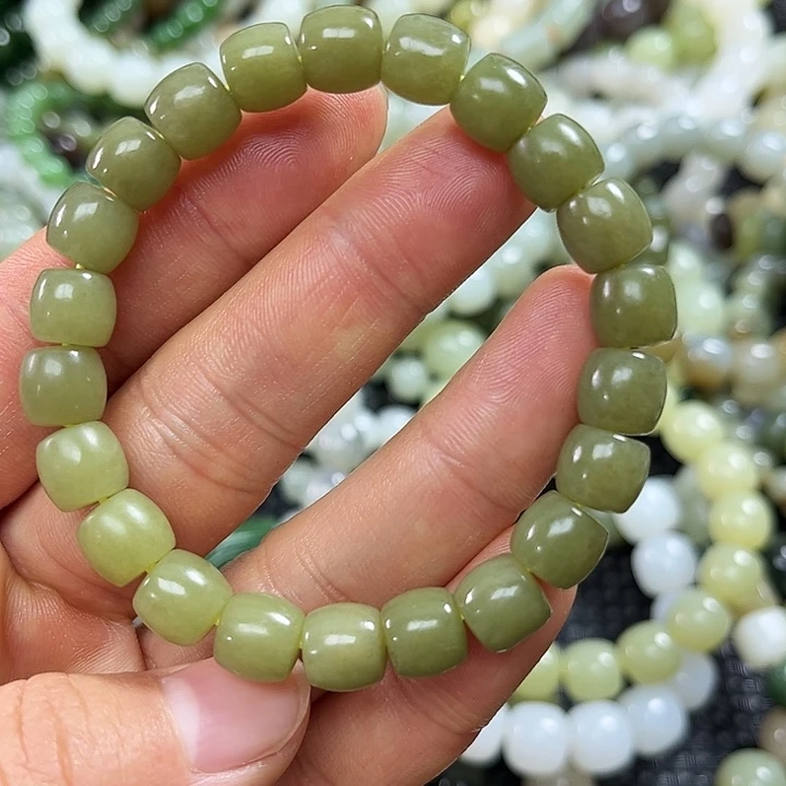 和田玉未镶嵌手链