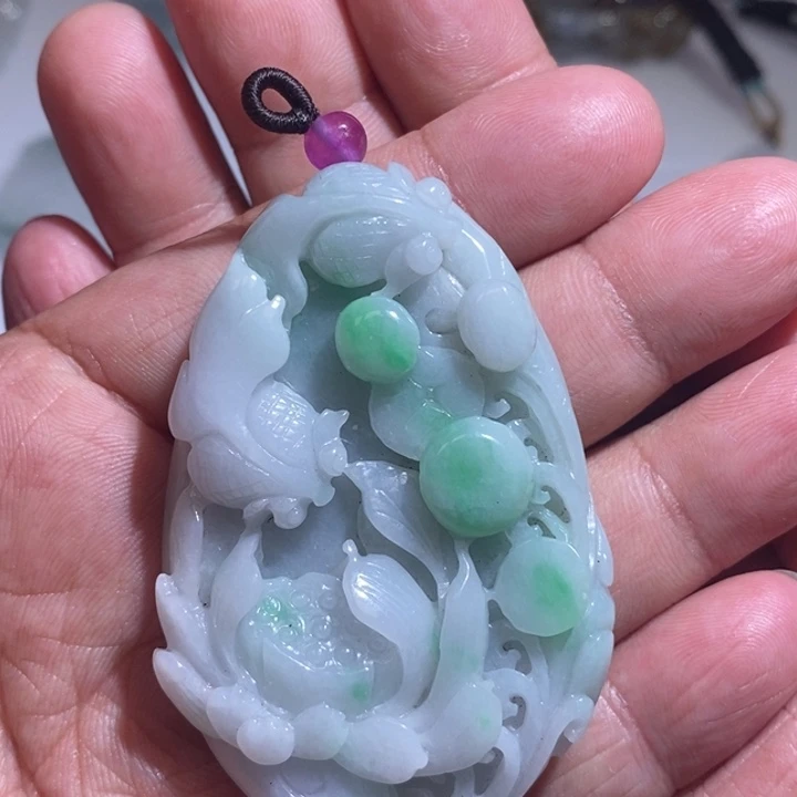 翡翠未镶嵌吊坠(不含链)