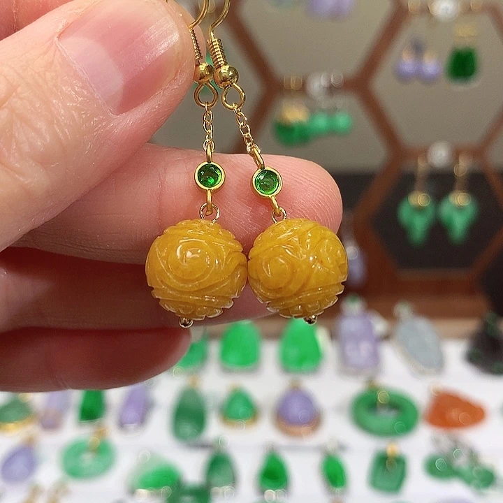 未镶嵌翡翠耳饰天然