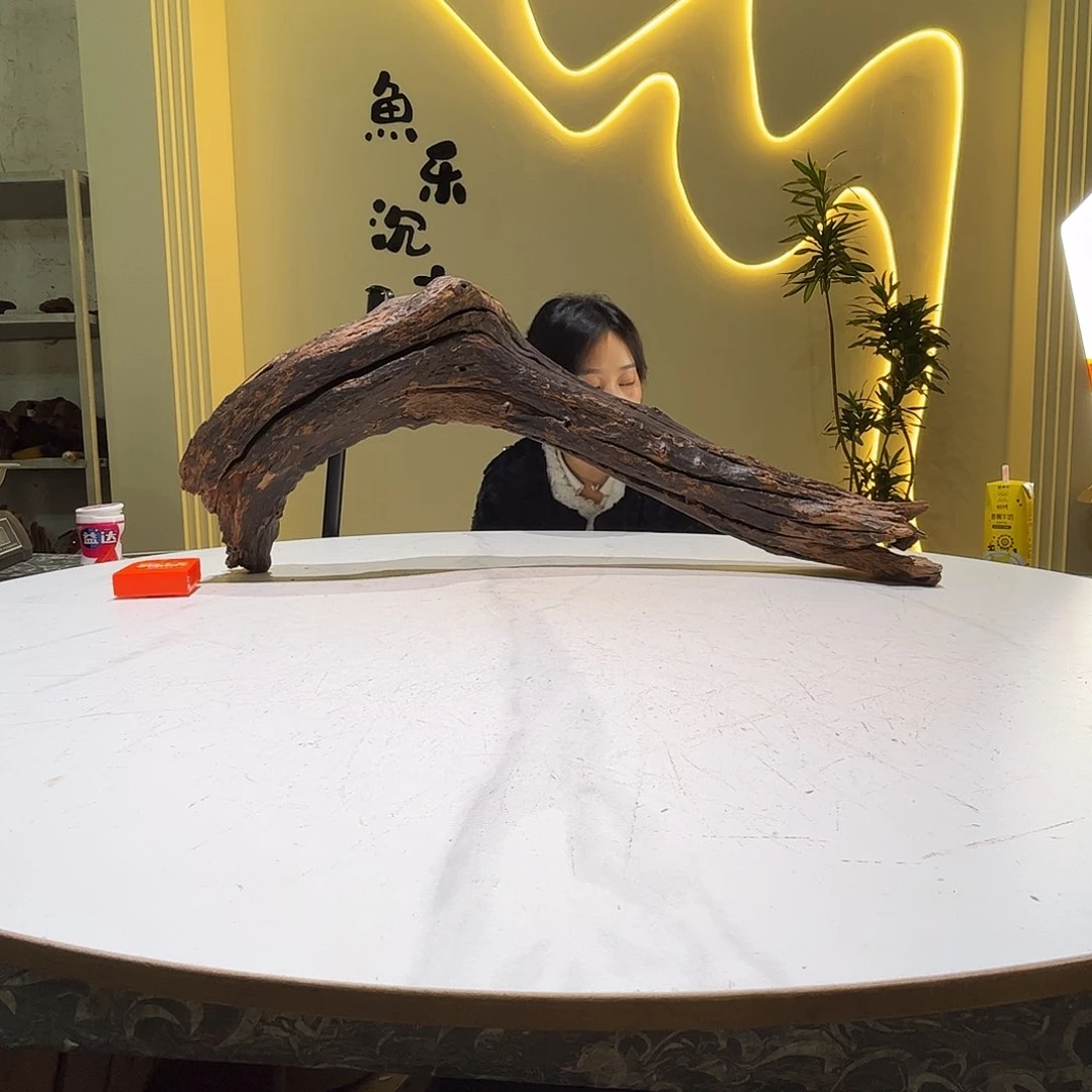 瓦当啷**啷会黄黑红水476。75 16 29