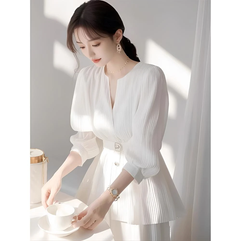 法式高级感上衣冷淡系独特别致小衫超好看减龄漂亮白色衬衫春季女