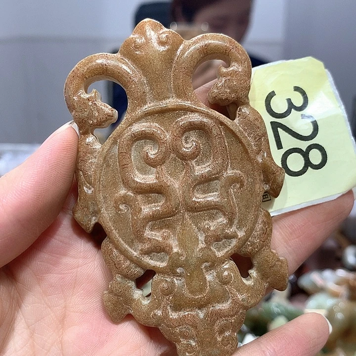 颈饰未镶嵌和田玉