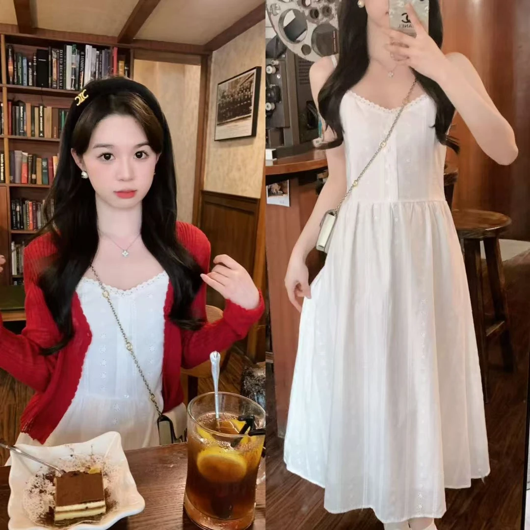 小奶盖 初恋少女小白裙刺绣花边法式吊带裙
