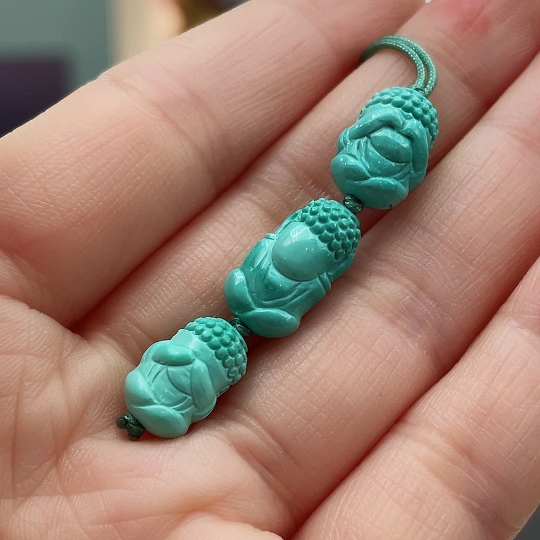 绿松石颈饰未镶嵌