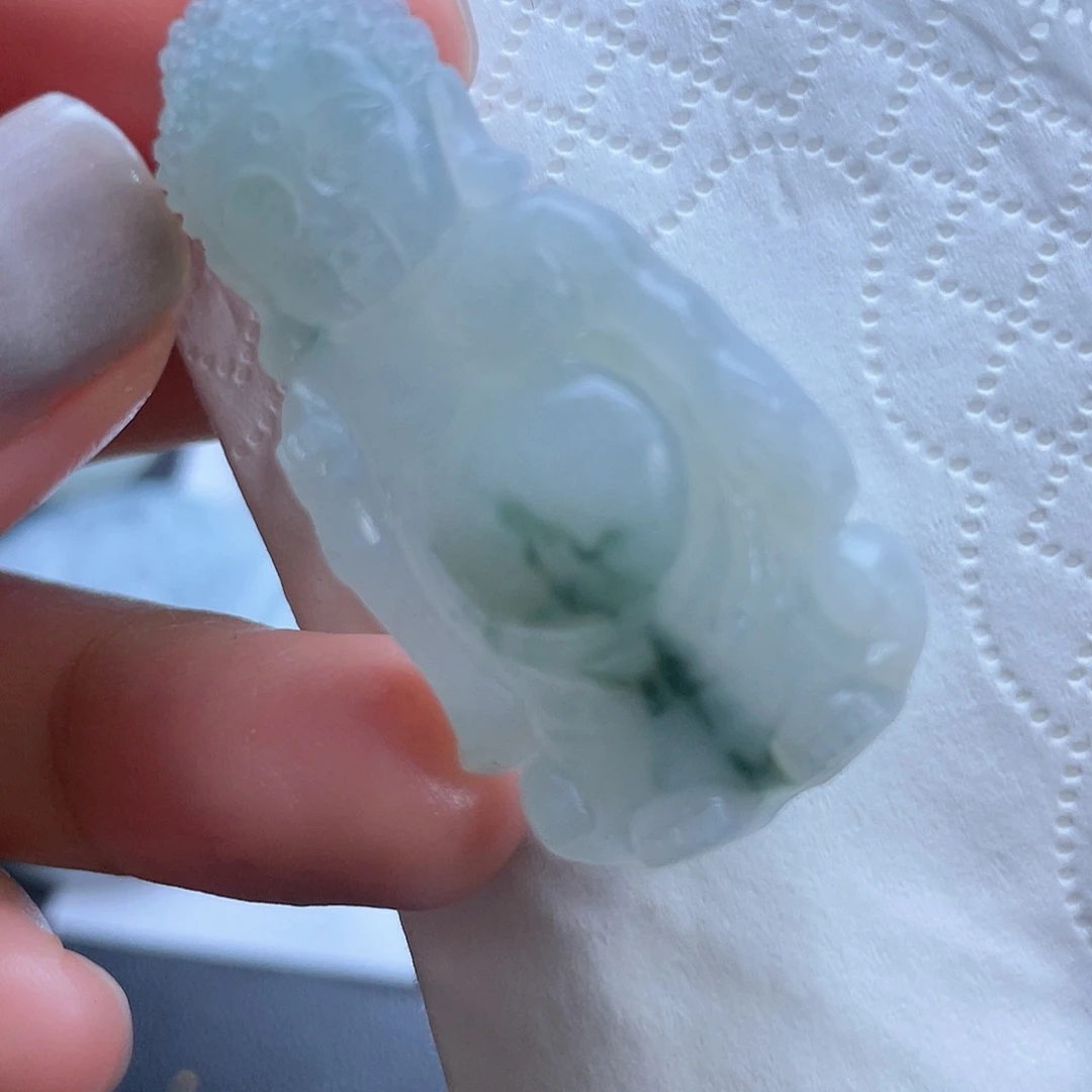 定制翡翠翡翠吊坠