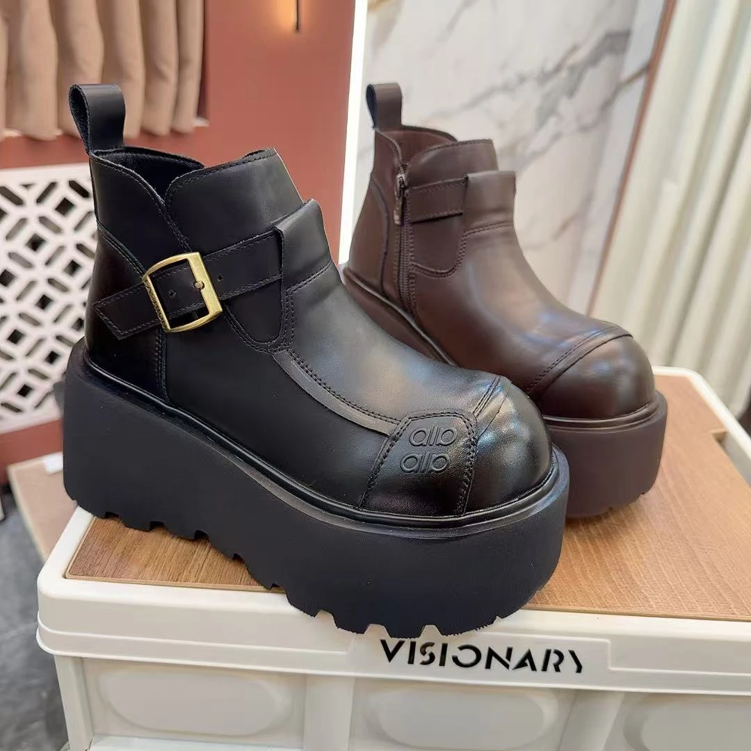 米奇头真皮加绒马丁靴女冬季时髦保暖棉鞋增高底短靴超轻9008-6