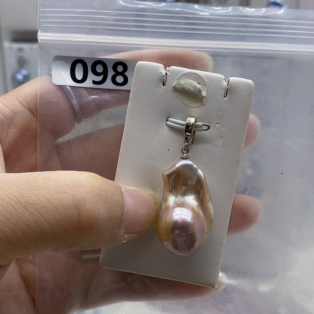 颈饰合金淡水珍珠
