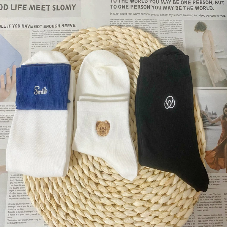 [新店福利]女款袜子秋冬季中筒袜中筒女袜棉袜纯棉女袜