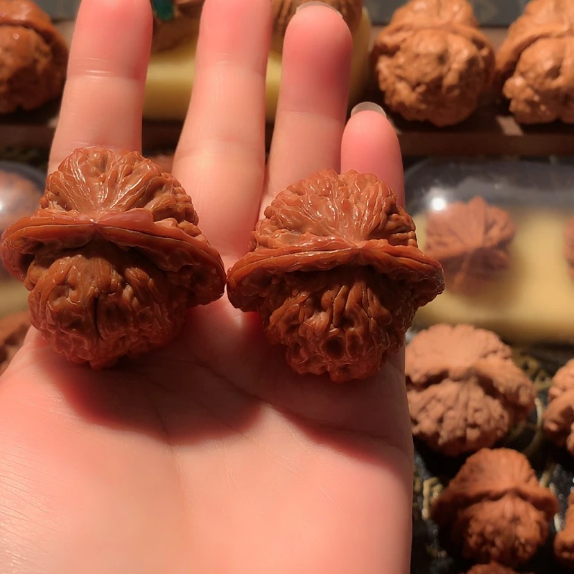 【闪购商品】文玩核桃把件白狮子40