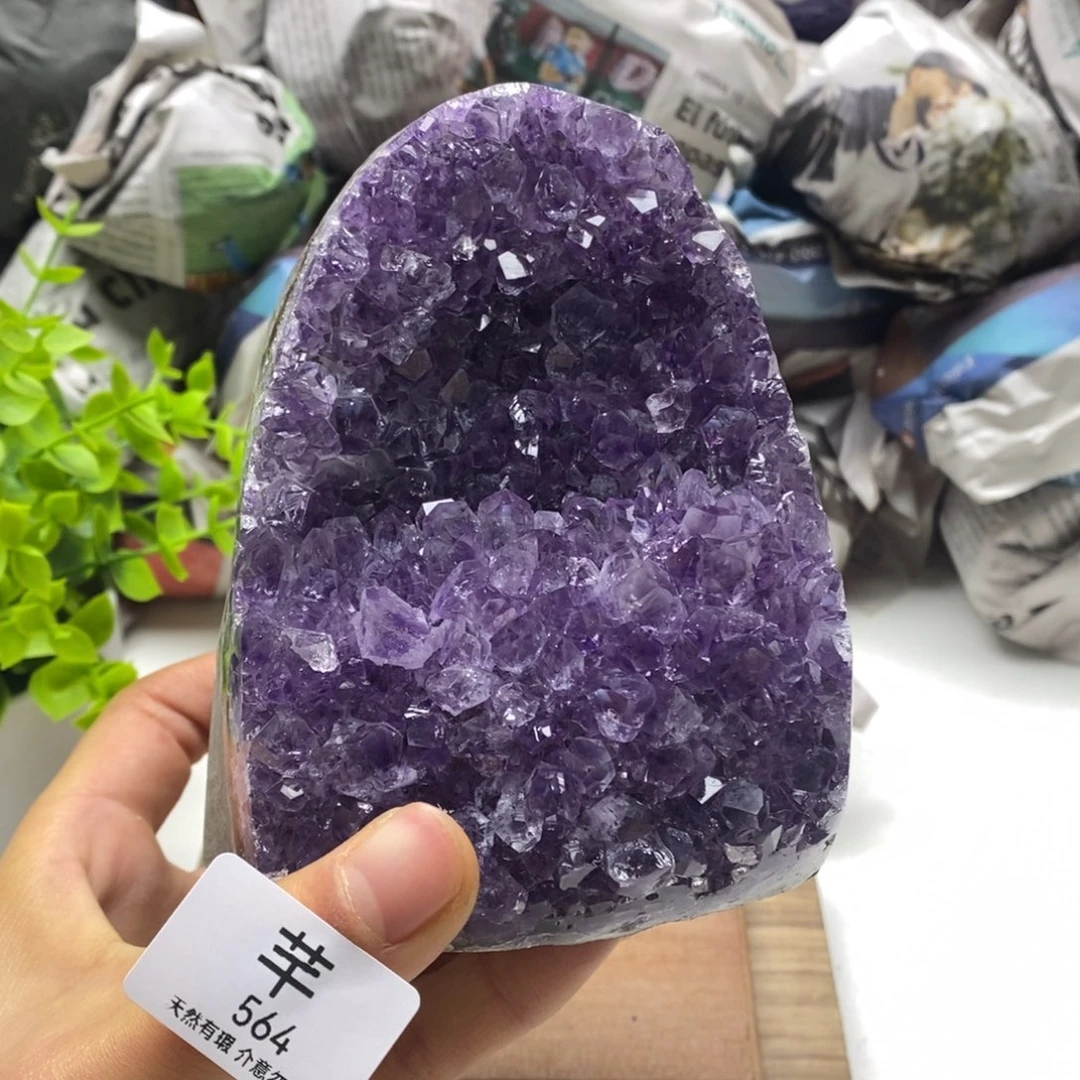 未镶嵌珠宝半成品水晶