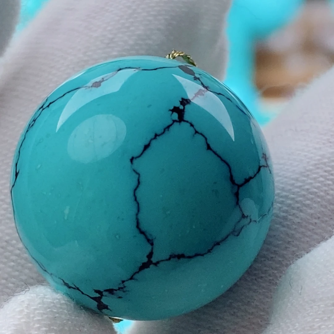 绿松石配饰未镶嵌