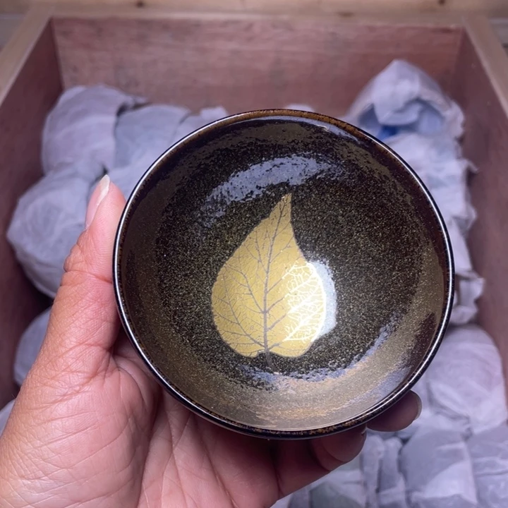 茶盏我在等一位老