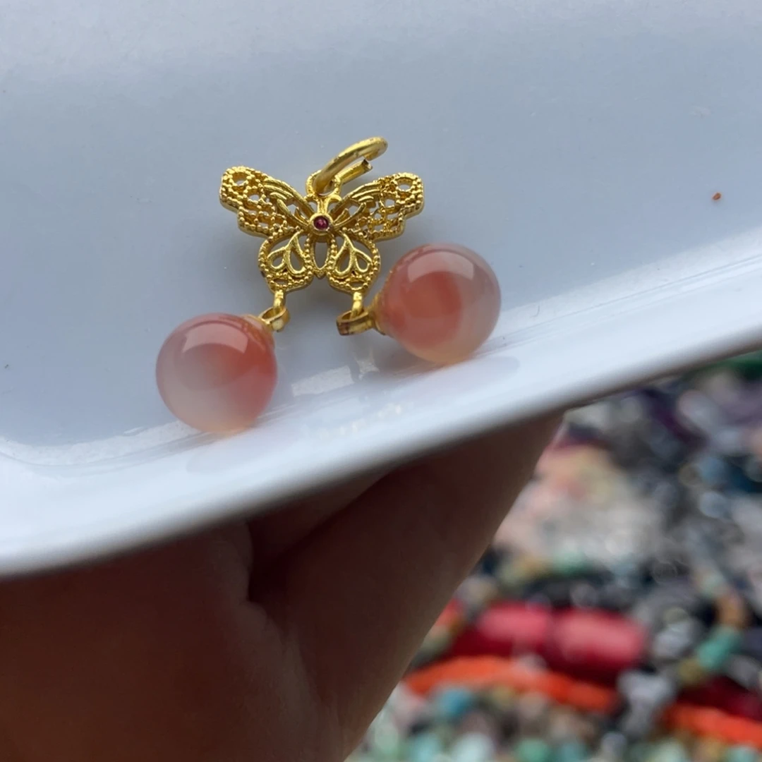 玛瑙/玉髓合金珠宝半成品一个装盐源玛瑙蝴蝶提溜