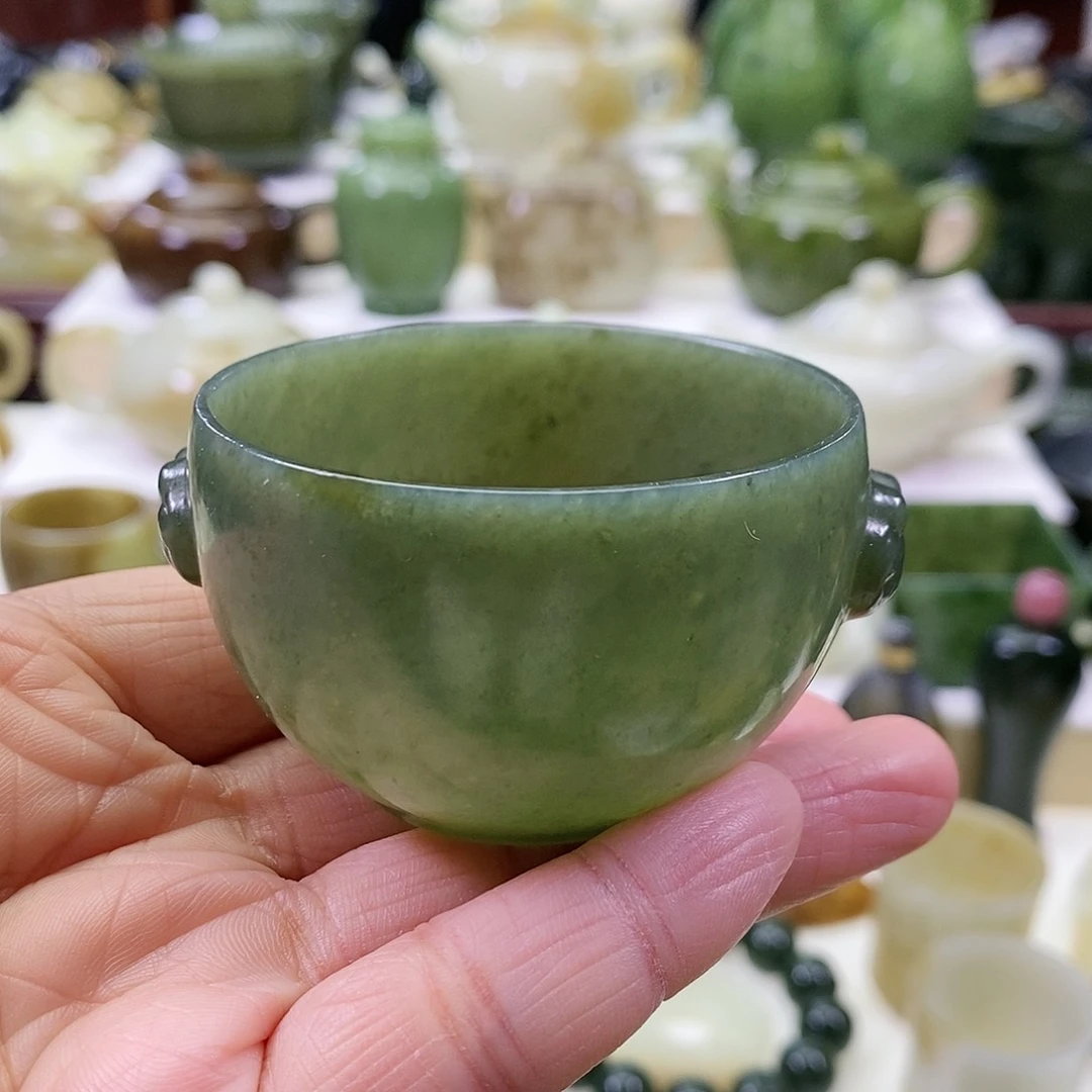 和田玉茶杯未镶嵌