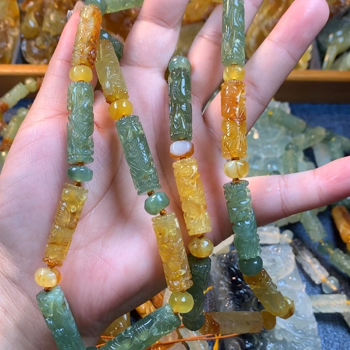 落***禅未镶嵌蛇纹石玉项链