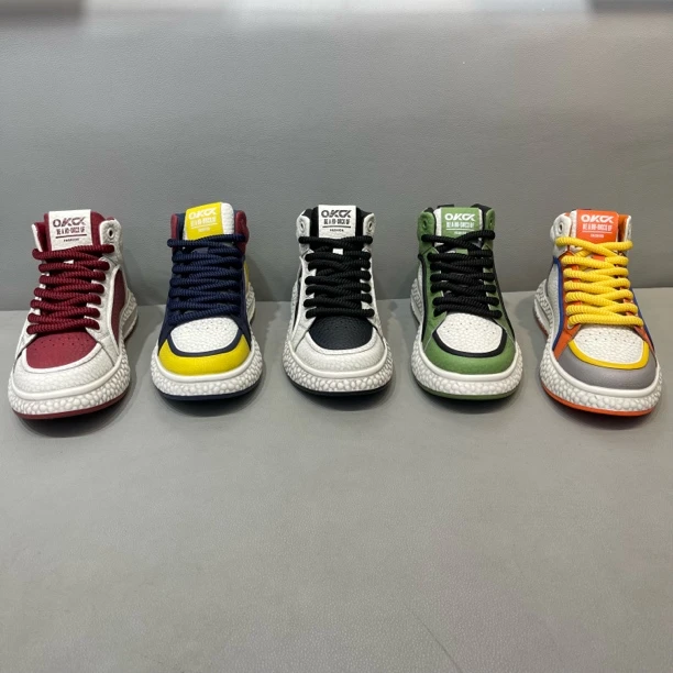 2025秋冬新款男士休闲风耐磨运动鞋潮流时尚舒适百搭男鞋