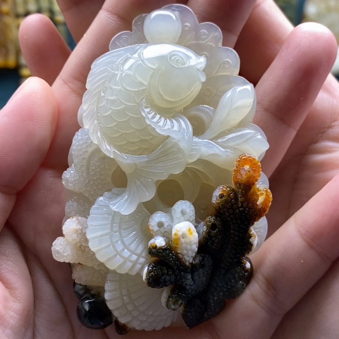 【闪购商品】岫玉未镶嵌颈饰陌****扬鱼