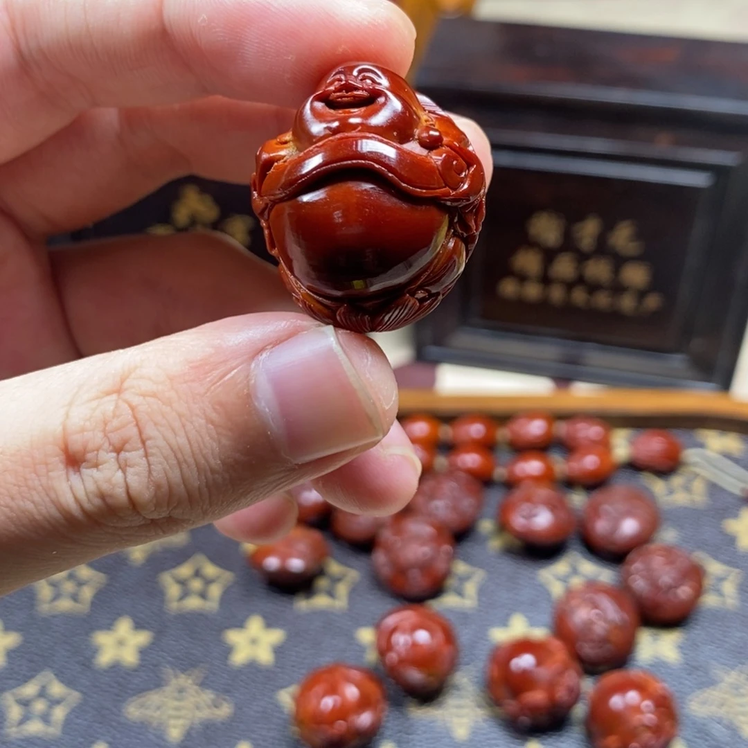 汕***瓷橄榄核吊坠ZZH橄榄核财迷#