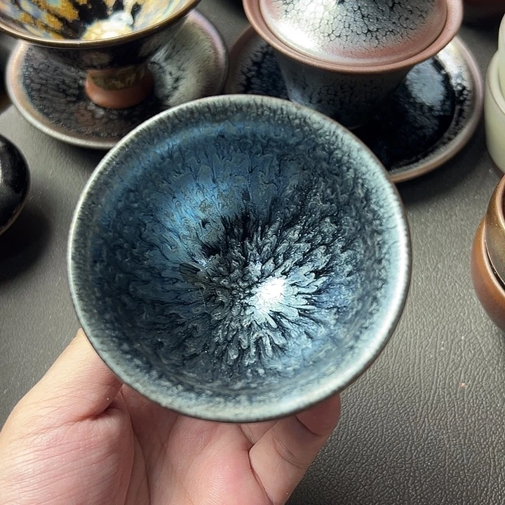 茶盏我们是有共同话题有分歧