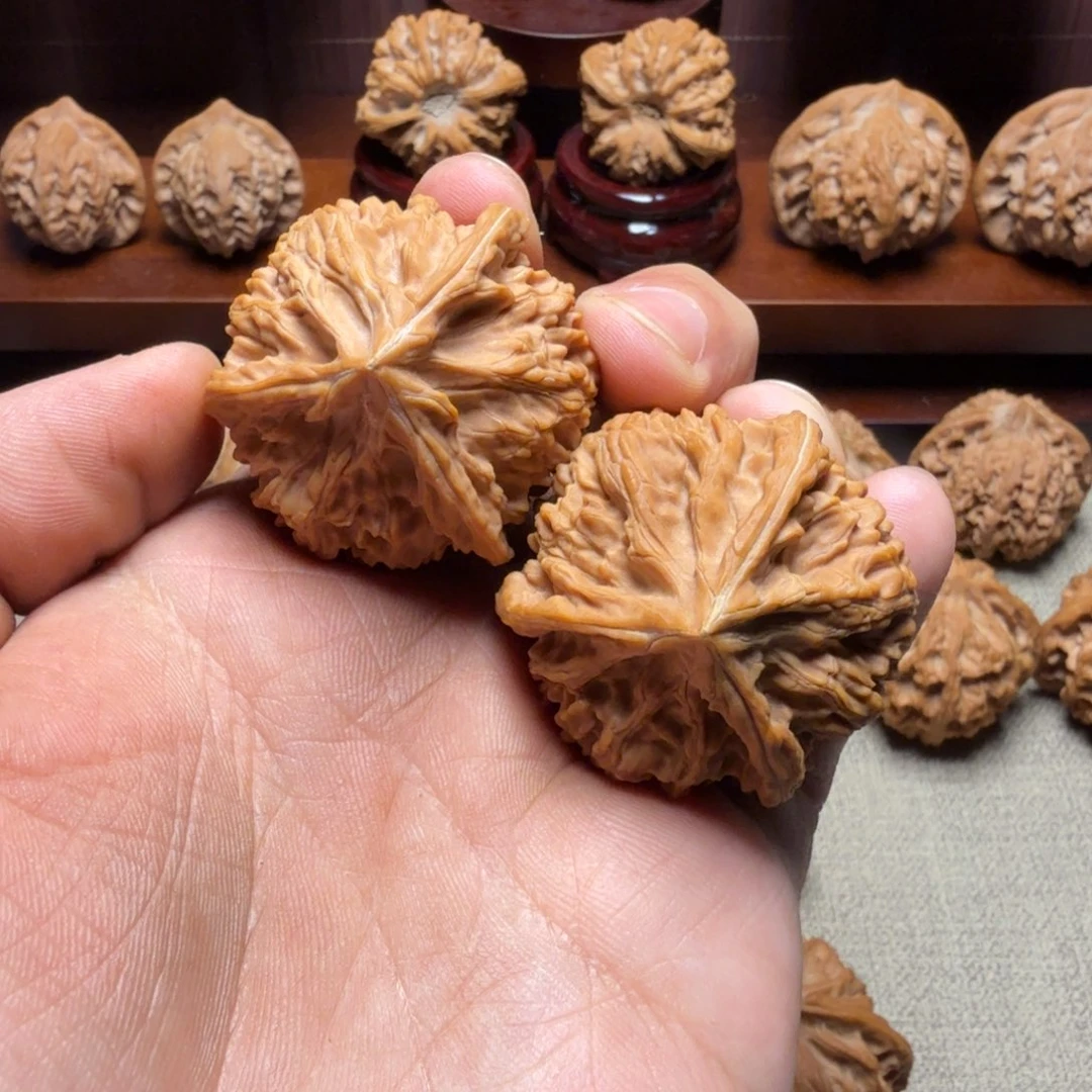 万****吊坠文玩核桃文山三棱