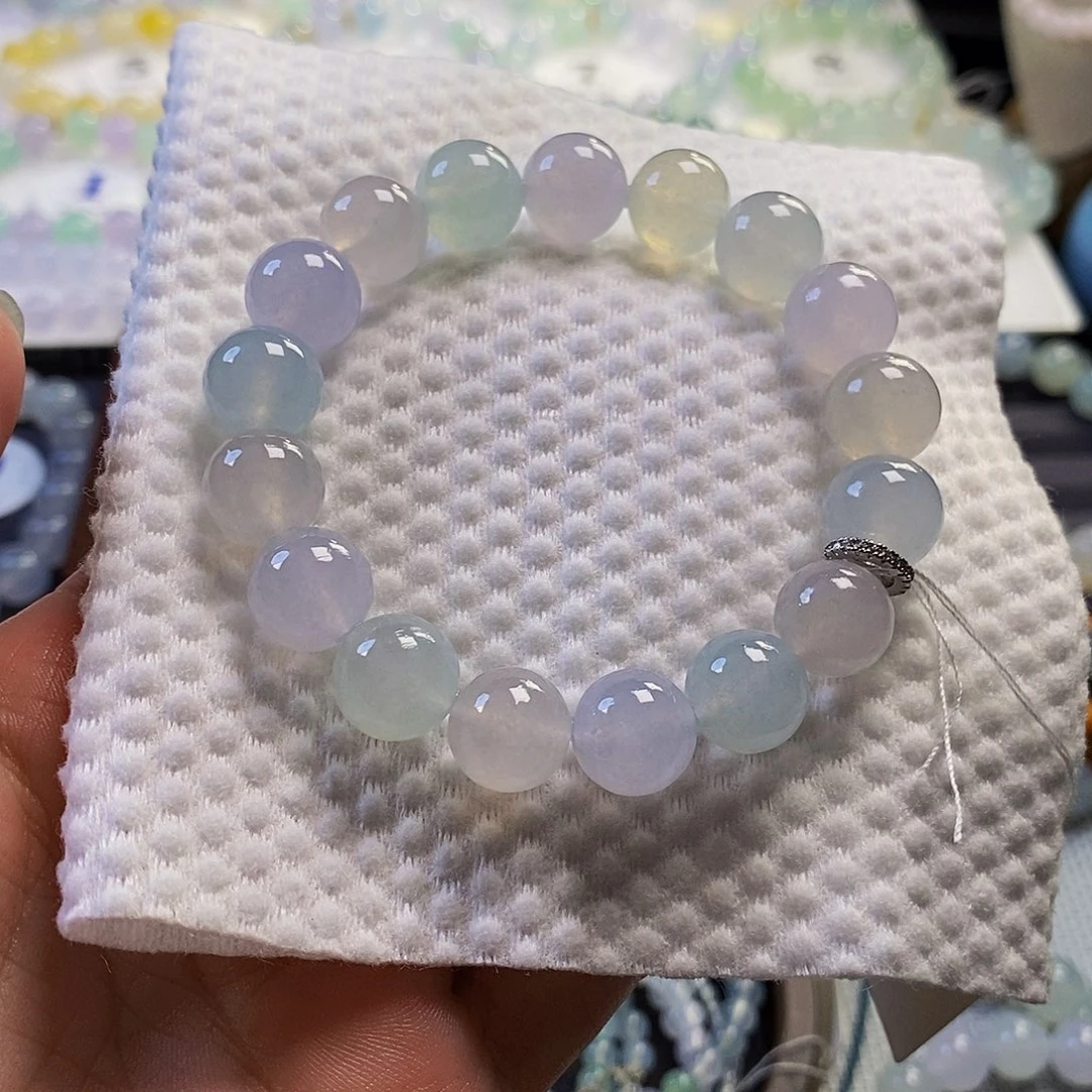未镶嵌定制翡翠翡翠.