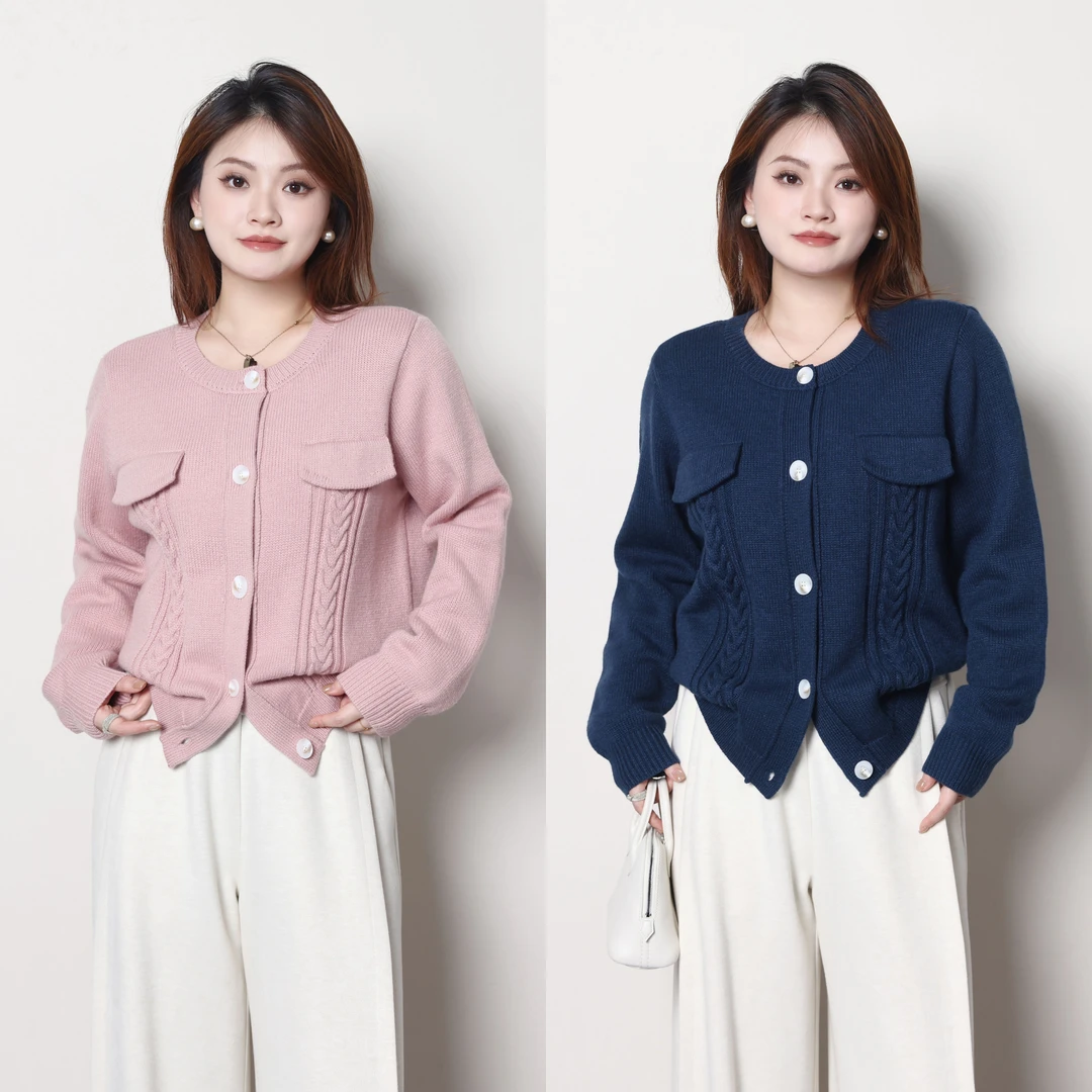 QC李潇洒【蜜桃奶霜】微胖大码女冬气质复古针织毛衣外套ZY410L10