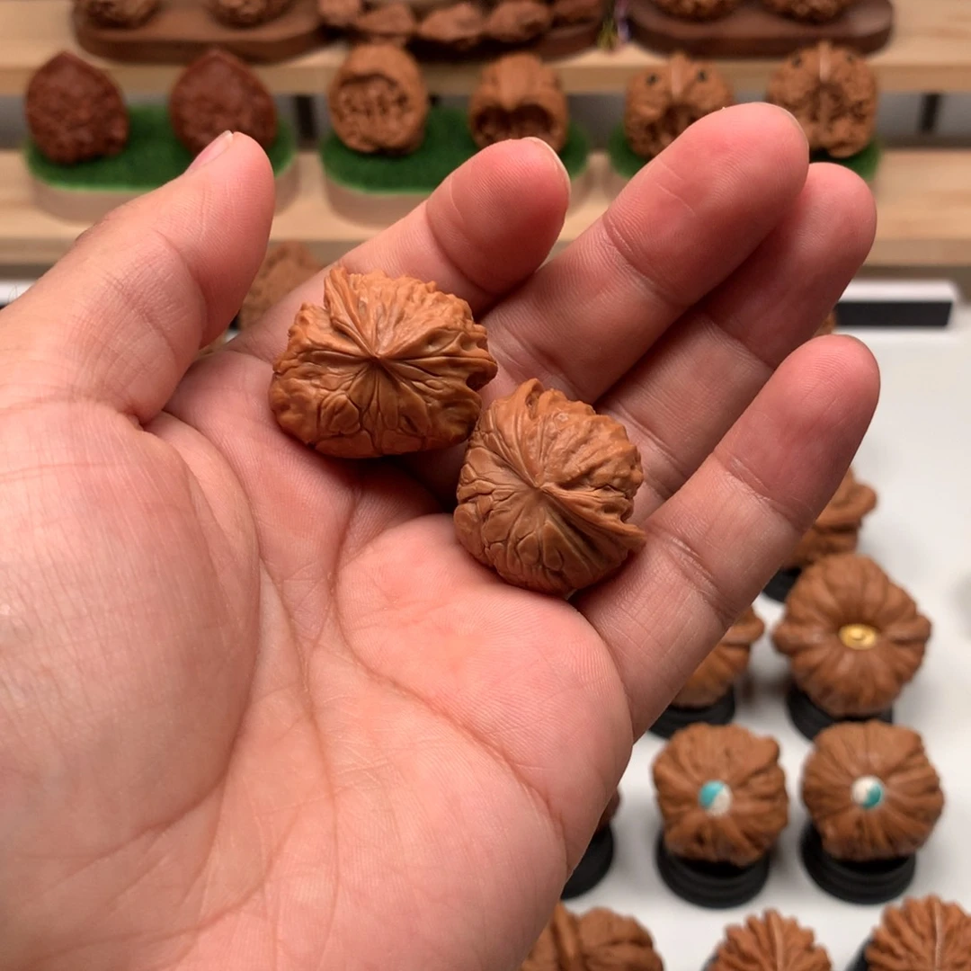【闪购商品】吊坠文玩核桃ღ****隐隐约约