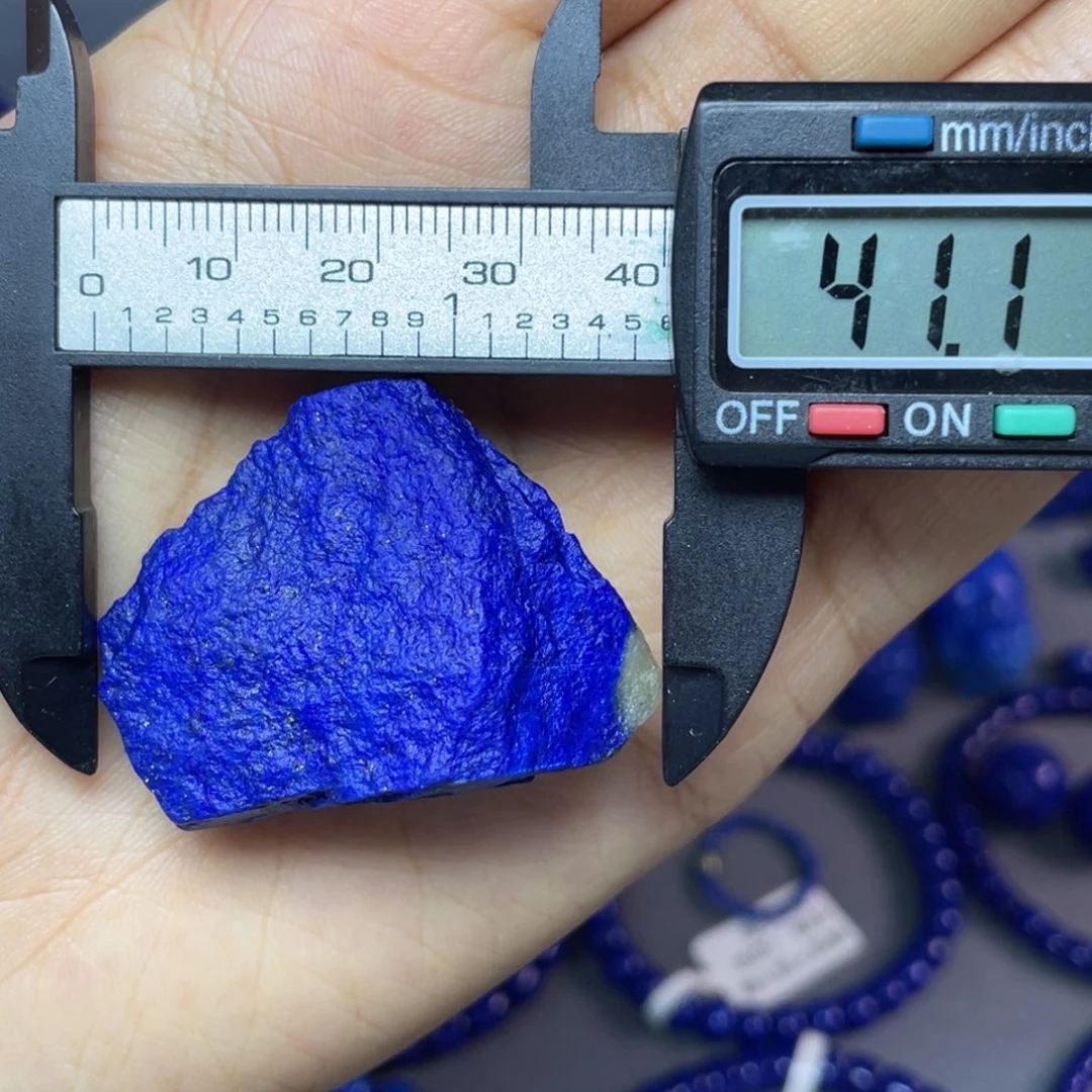 青金石未镶嵌哑光原石