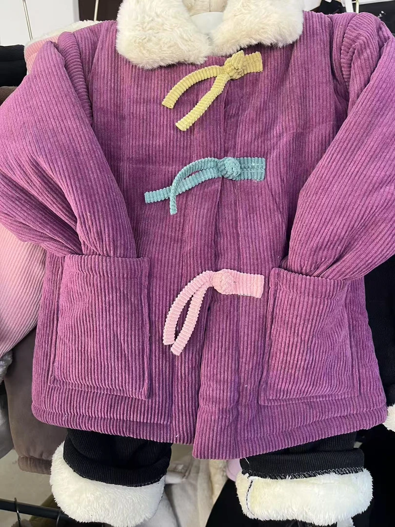 010女童彩色盘扣时尚加绒加厚冬季童装网红洋气休闲宝宝保暖套装