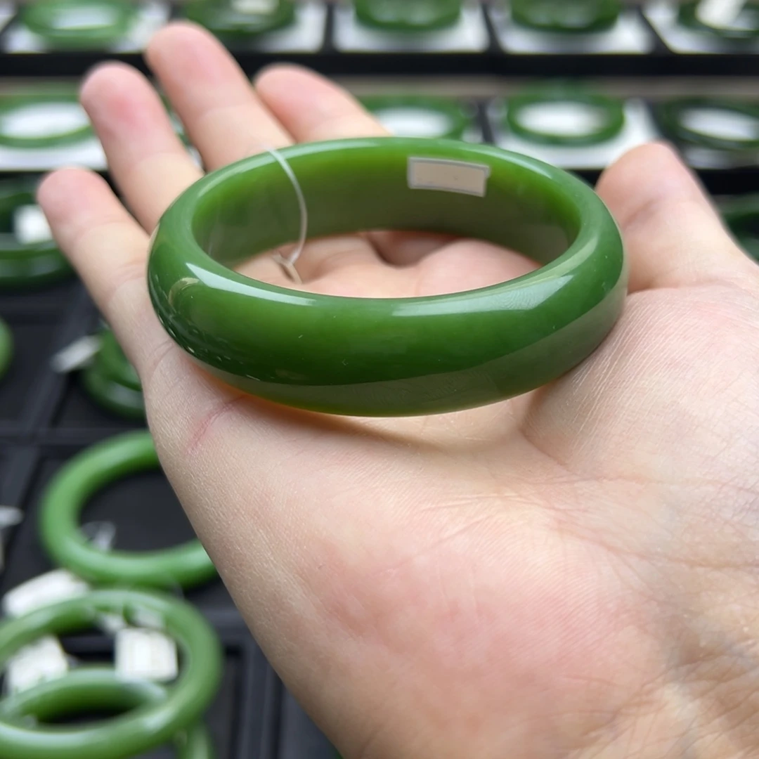 和田玉（碧玉）未镶嵌手镯59轮胎细料