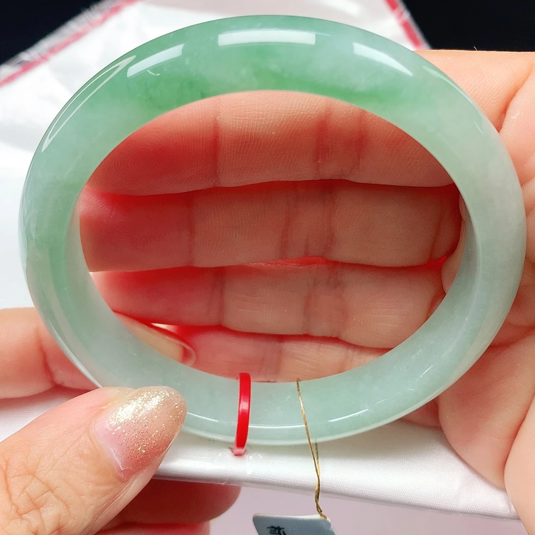 翡翠手镯未镶嵌114106