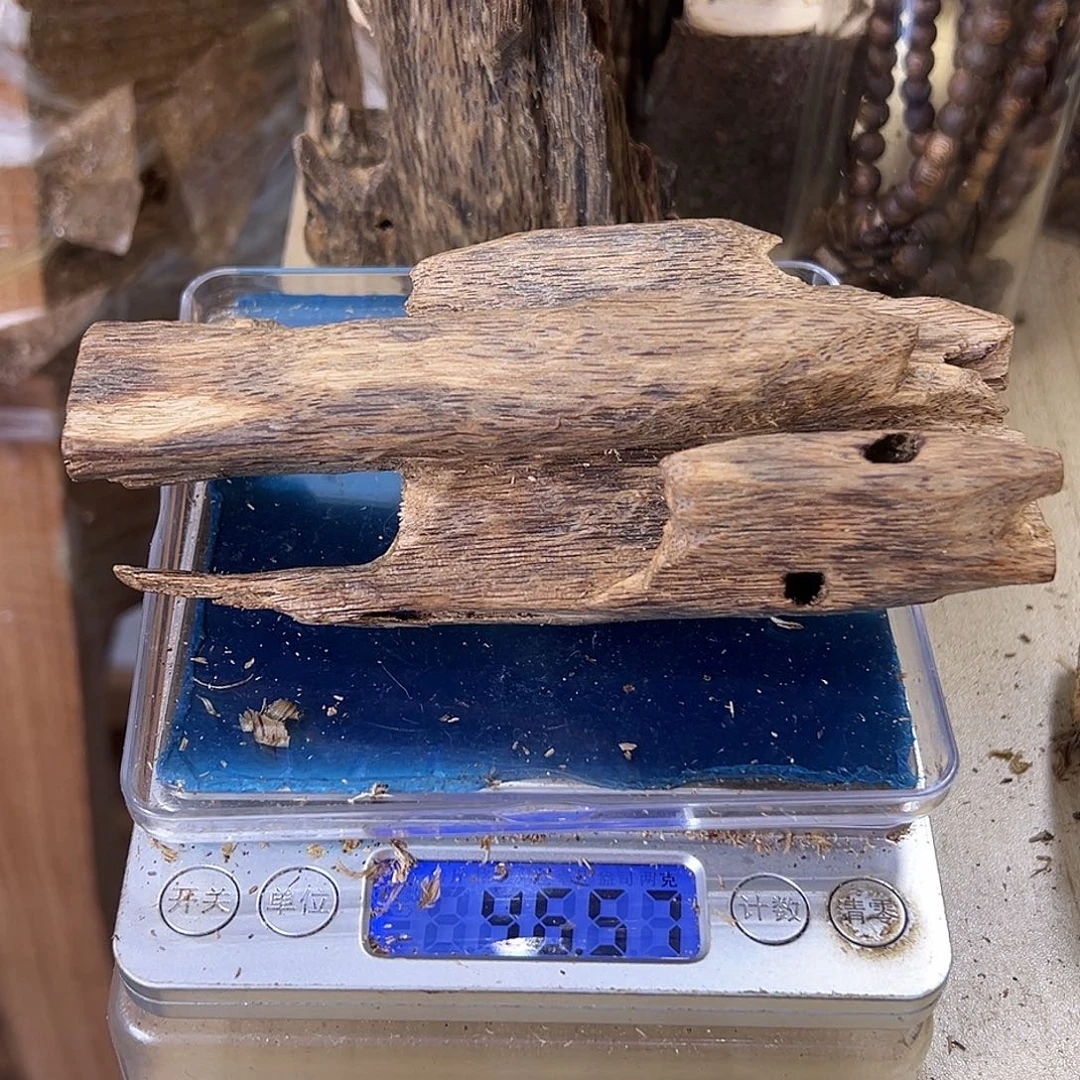 香料绿奇楠虫漏白棋46克