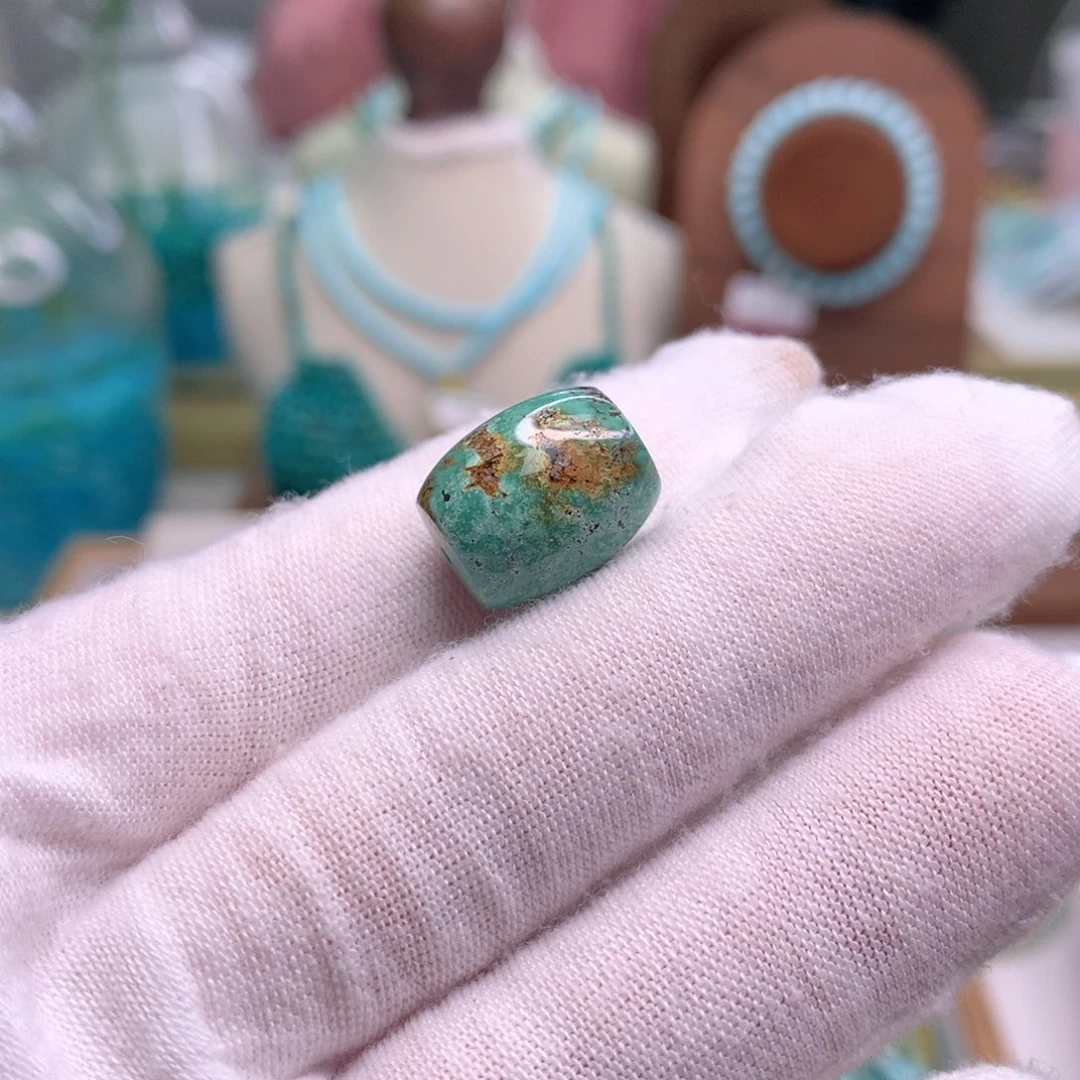 绿松石未镶嵌配饰