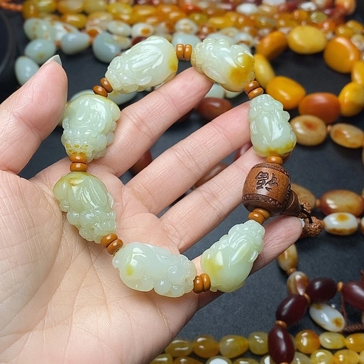 1***.和田玉未镶嵌手链