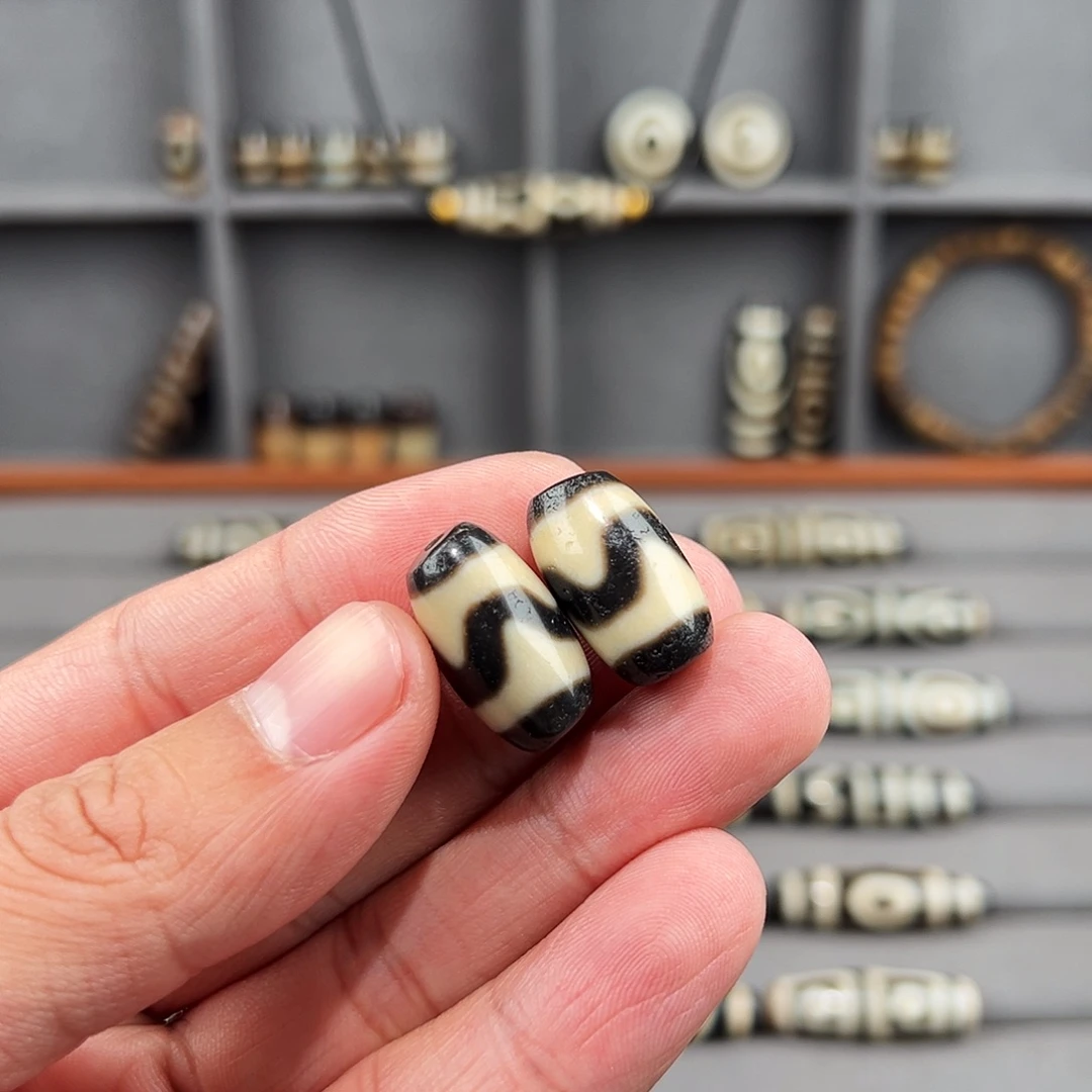 玛瑙未镶嵌颈饰上肯现代工艺品珠子