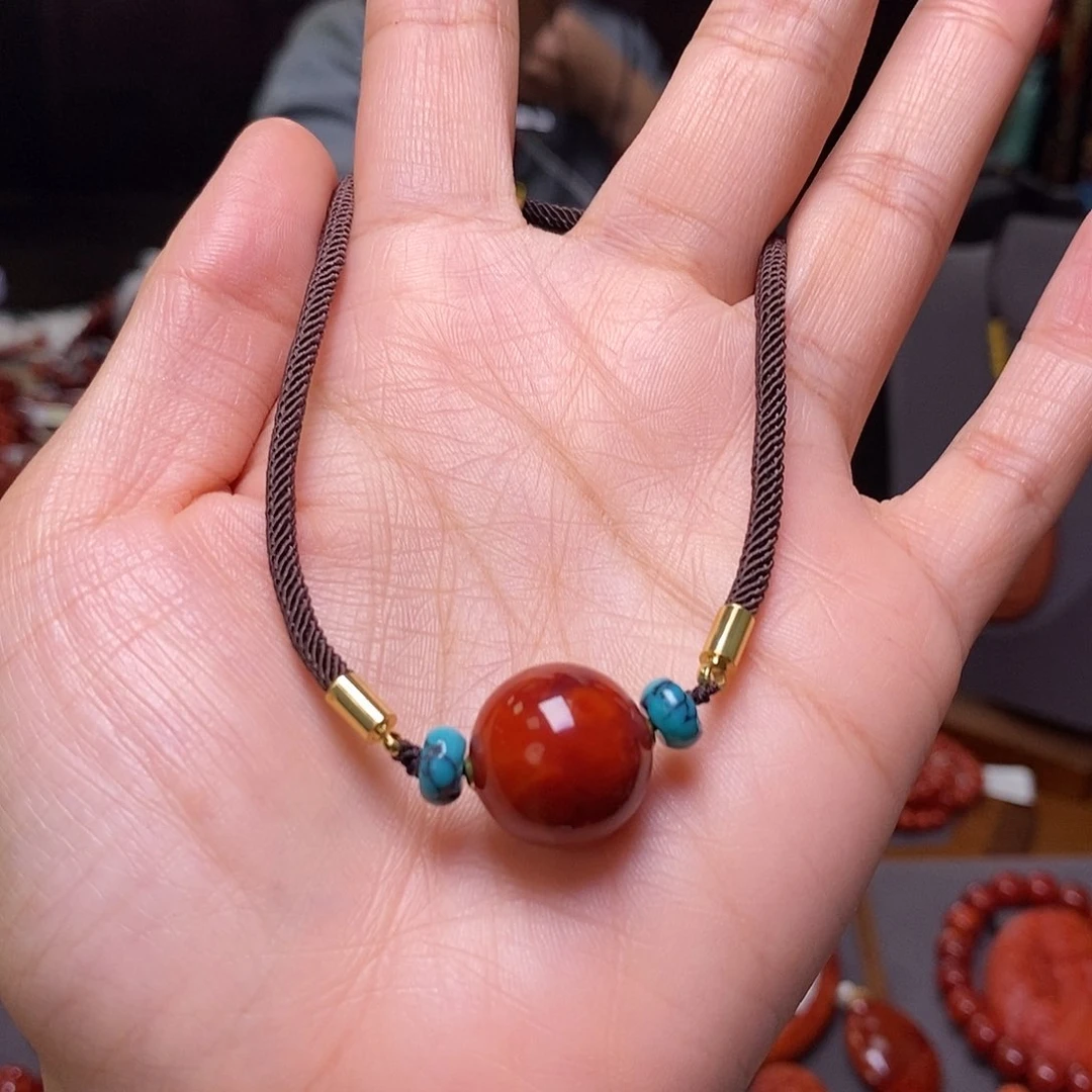 南红玛瑙吊坠未镶嵌Z****亮